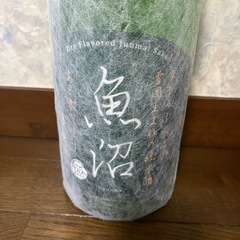日本酒　魚沼　1800mlの画像