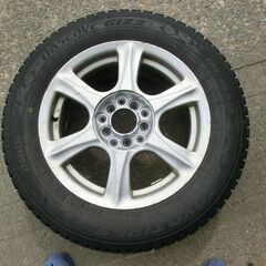 195/65R 15 製造2000年10月スタッドレスタイヤの画像