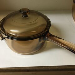 ガラス製の鍋３点セットの画像