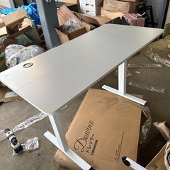 新品 オフィスデスク　訳有り の画像