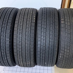 225/55-17バリ山スタッドレスタイヤの画像