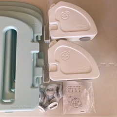 ベビーサークル ifam ベビーゲート プレイサークル スタンド 2個 自立式 グレー ホワイトの画像