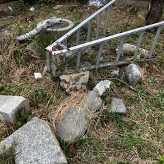 アルミ脚立　石臼　つくばい　ブロックなどまとめて　無料の画像