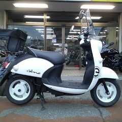 NO.5550　Ｅ－ＶＩＮＯ（イービーノ）　電動スクーター　走行距離２７２８ＫＭ　ホワイト　☆彡の画像