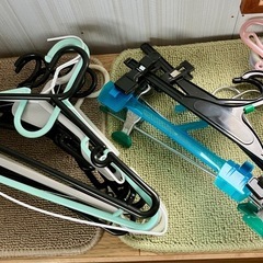 プラスチックハンガー約30本の画像