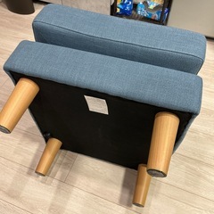 無料　ブルーのオットマンの画像