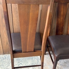 アンティーク調チェアの画像