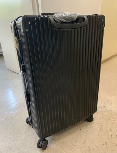 スーツケース　90Ｌ　ロック付き