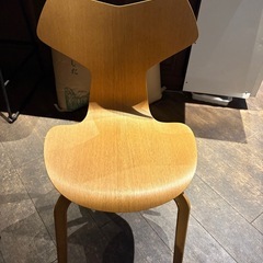 フリッツハンセン　グランプリチェアの画像