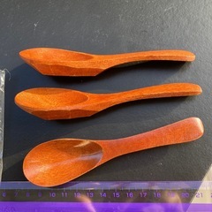 天然木スプーンの画像