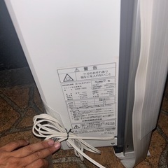 美品♢﻿高年式♢﻿2022年式♢﻿窓エアコンの画像