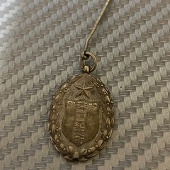 明治と大正の記章3点セットの画像