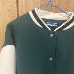 スタジャンの画像