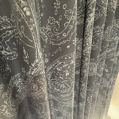 ペイズリー柄　遮光カーテンの画像