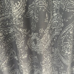 ペイズリー柄　遮光カーテンの画像