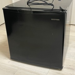 アイリスオーヤマ　冷蔵庫　ミニ　45L ブラックの画像