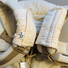 【受け渡し確定済み】
エルゴ抱っこ紐の画像