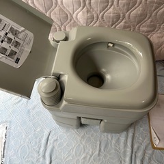 ②ポータブル水洗トイレ　20L 未使用品の画像