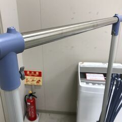 ＼家具＊家電のお店／【ｼﾞｬﾝｸﾞﾙｼﾞｬﾝｸﾞﾙ石川金沢店】ランドリーラック    W(幅)70～93×D(奥行き)50×H(高さ)149cmの画像