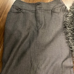 ロングタイトスカートの画像