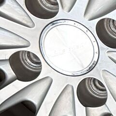 中古ホール付きタイヤ175/65R15（直接受渡のみ）の画像