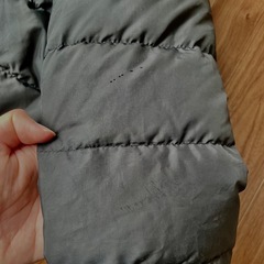 UNIQLO黒ダウンジャケット　130の画像