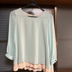 未使用ブラウス、、ワンピースの画像