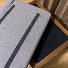 グレー ファブリック 無印良品　リビングでもダイニングでも使えるベンチの画像