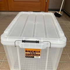 衣装ケースの画像