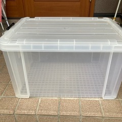 衣装ケースの画像