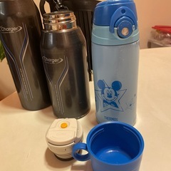 水筒3本の画像