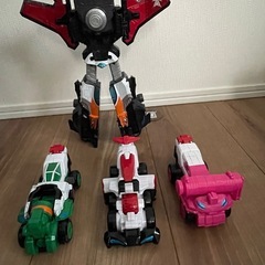 快盗戦隊ルパンレンジャーVS警察戦隊パトレンジャー VSビークルシリーズ 快盗合体 DXルパンカイザーセット の画像