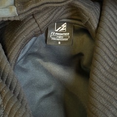 アイズフロンティア パーカー の画像