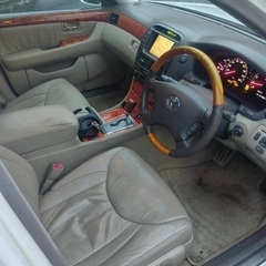 セルシオ31系前期・C仕様・本革ベージュ・サンルーフの画像