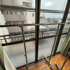 ハンガーラック　2個の画像