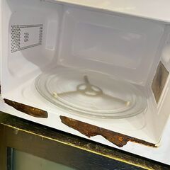 【訳アリ品】Haier 電子レンジ JM-17H-50 2020年製 剝がれ有りの画像