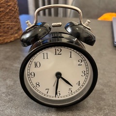 目覚まし時計の画像