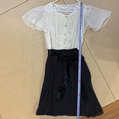 ガーリーなワンピースMの画像