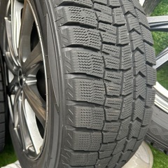 スタッドレスタイヤの画像