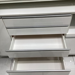 【軽トラック90分無料貸出】ニトリ　キッチンボードの画像