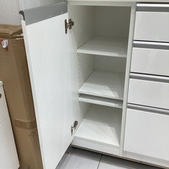 【軽トラック90分無料貸出】ニトリ　キッチンボードの画像