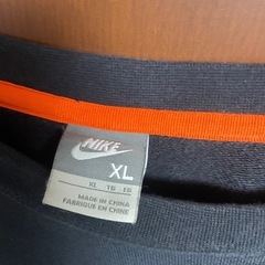 トレーナーNIKEの画像