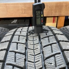 DUNLOP  225/55R18 スタッドレス4本セットの画像