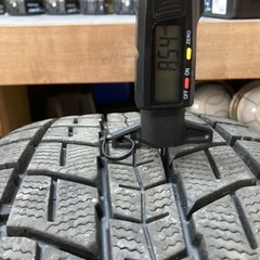 DUNLOP  225/55R18 スタッドレス4本セットの画像