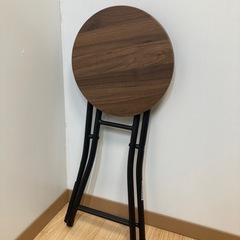 ニトリ　折りたたみスツールの画像