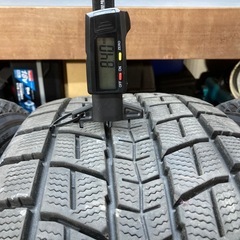 DUNLOP  225/55R18 スタッドレス4本セットの画像