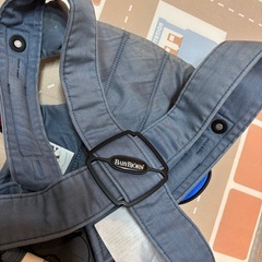 【BabyBjörn】ベビービョルン抱っこ紐の画像