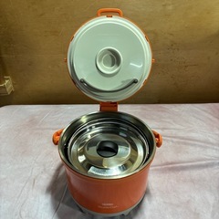 サーモス　THERMOS  ShuttleChef  真空保温調理器シャトルシェフ　容量:3L  RPE-3000 中古の画像