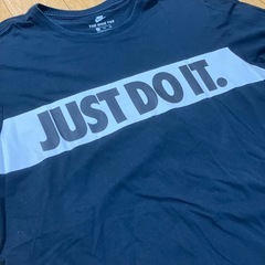 NIKE Tシャツの画像