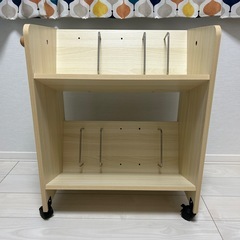 ファイルラック　ブックラック　キャスター付き　2段の画像